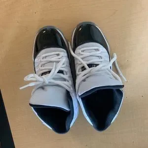 Jordan 11 deals 218